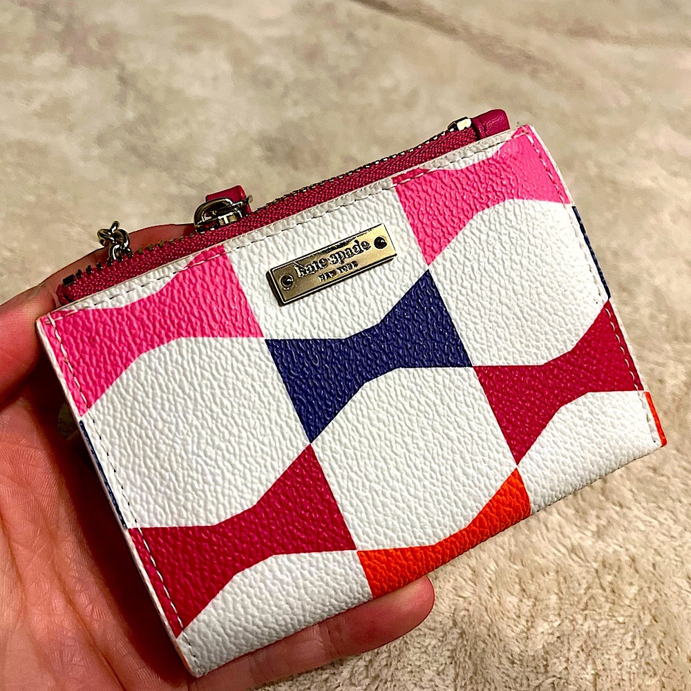 New Kate Spade Wallet with Keychain